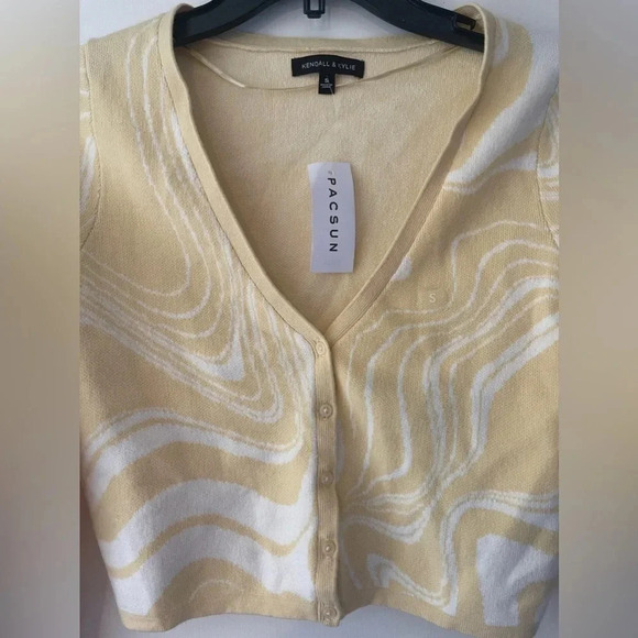 Kendall & Kylie Fast Lane Long Sleeve Cardigan - Picture 7 of 9